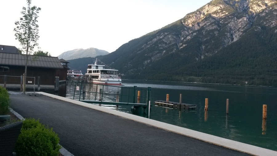 Schiff auf dem Achensee