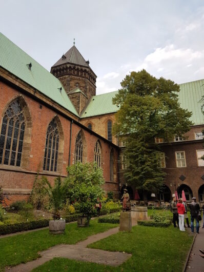 Bibelgarten neben dem Bremer Dom St. Petri