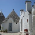 die typischen weißen Rundhäuser in Alberobello