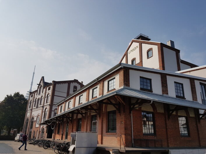 Seitenansicht des historischen Gebäudes der Union Brauerei