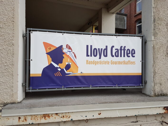 Eingangsbereich zu Lloyd Caffee im Bremer Holzhafen