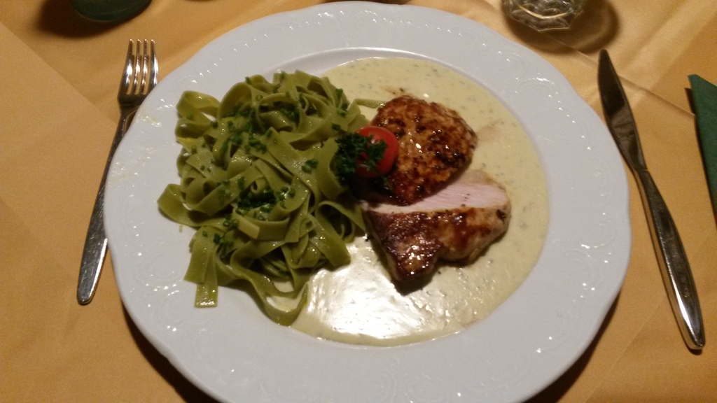 Schweinefilet mit Gorgonzolasauce - Places and Pleasure