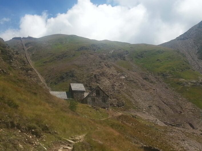 Anstieg von Seemos zum Erlebnisbergwerk Schneeberg