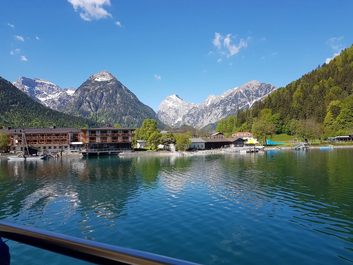 Blick zurück auf Pertisau und das Karwendel