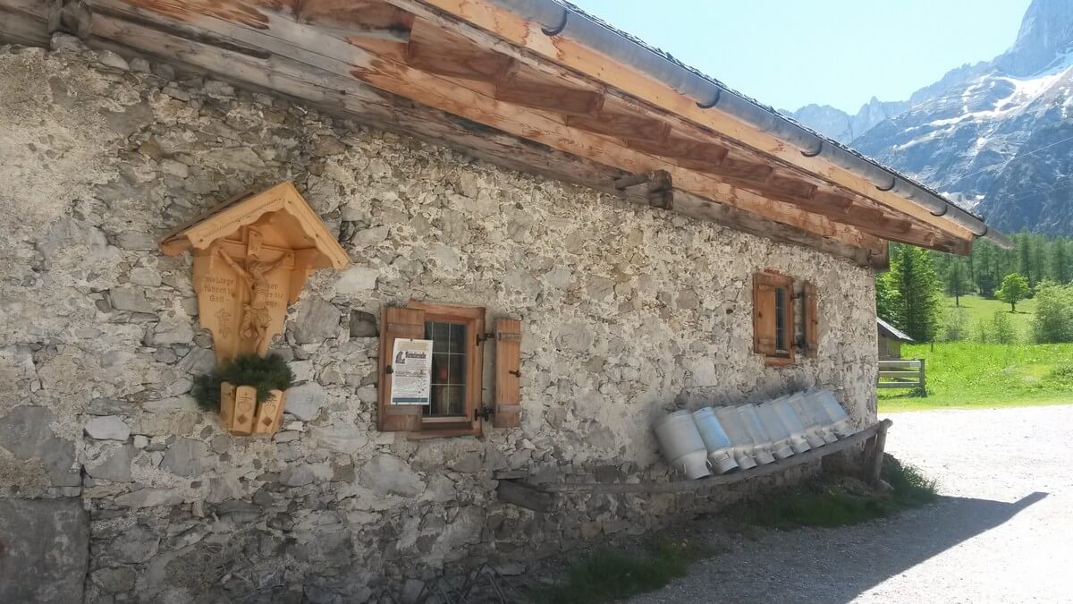 urige Hütte der Kasalm bei der Gramaialm