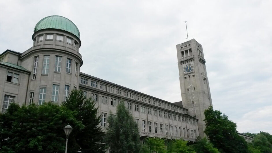 Blick auf das Deutsche Museum in München