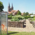 Blick auf den Kräutergarten und das Kloster Jerichow