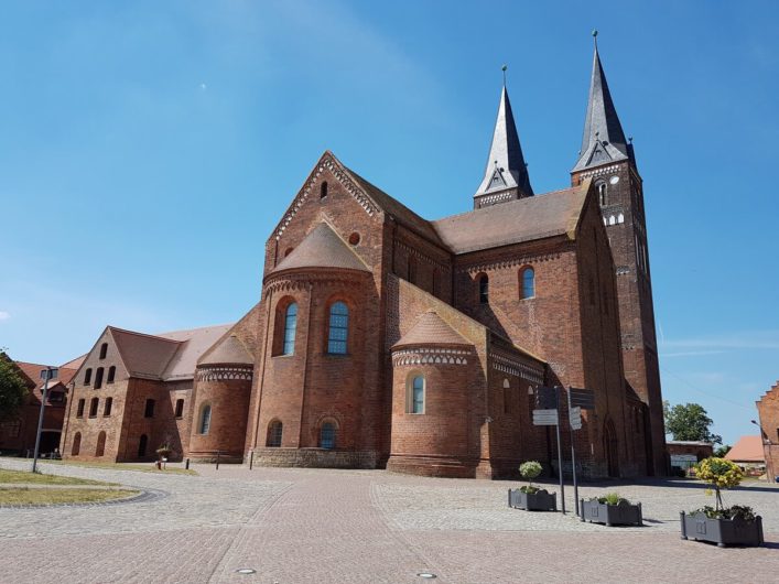 Rückansicht von Kloster Jerichow im Elb-Havel-Winkel