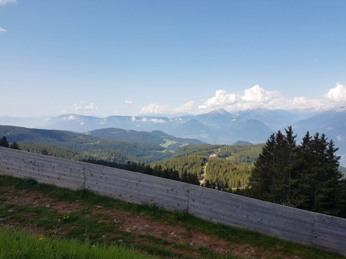 Blick von der Bergstation Meran 2000 Richtung Ortlergruppe