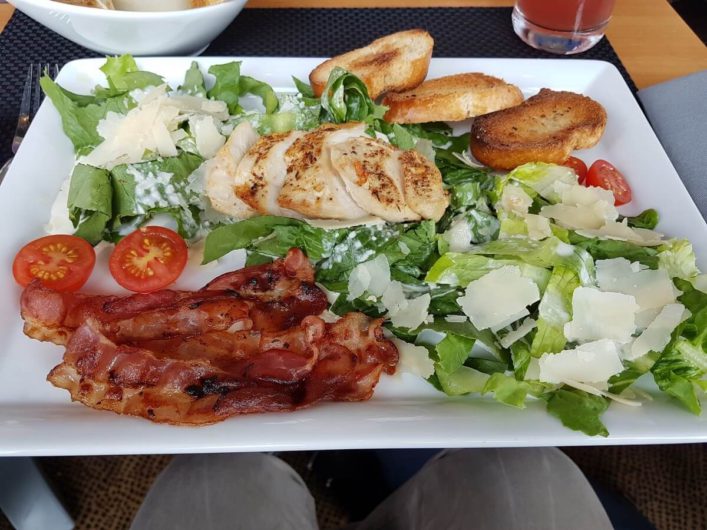 Caesars Salat im Restaurant Blixx in Bremen