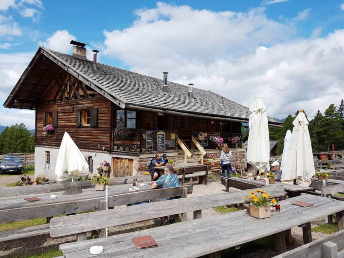 die Wurzer Alm oberhalb von Hafling