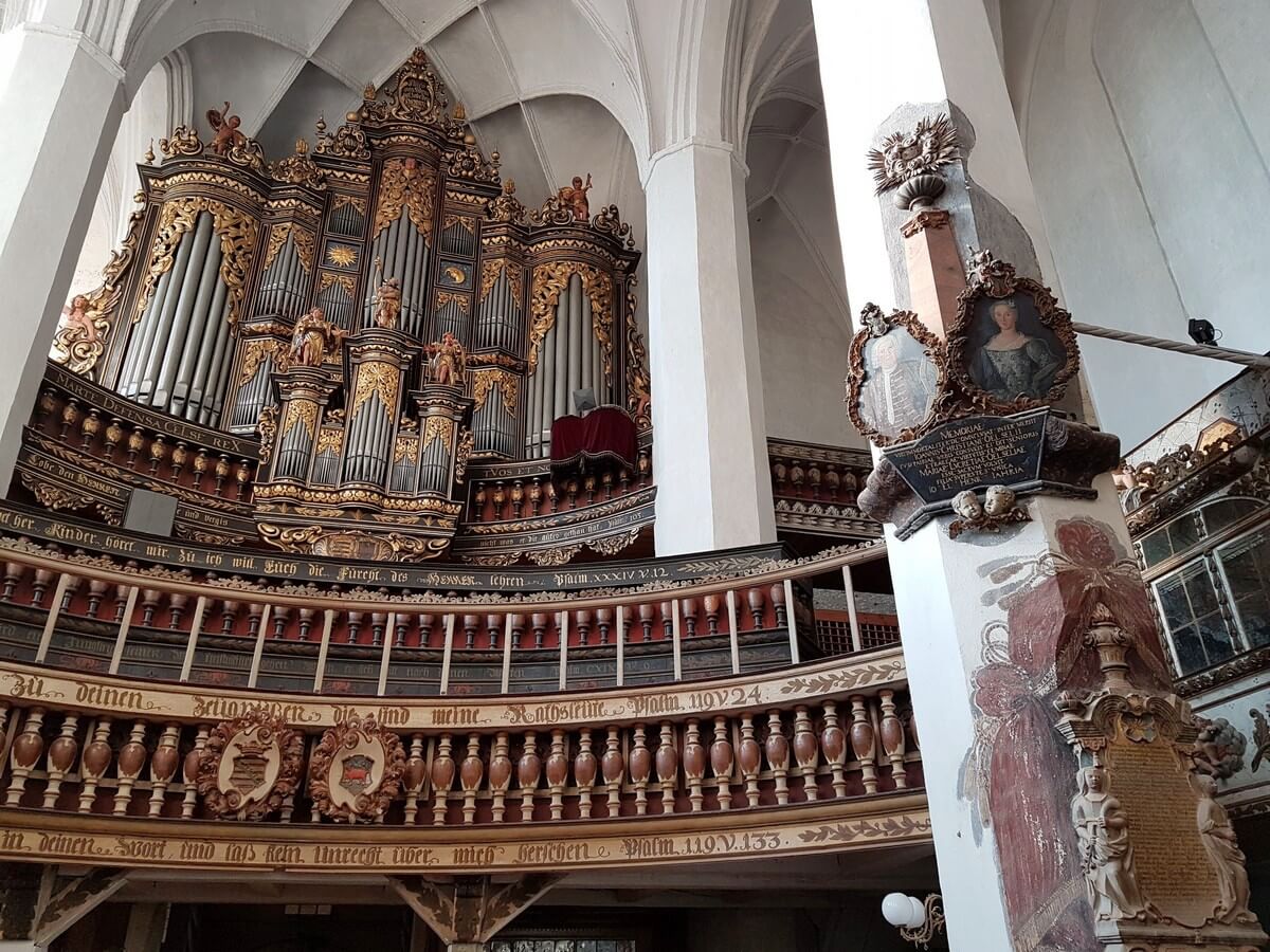 Orgel_Kirche_Luckau Places and Pleasure