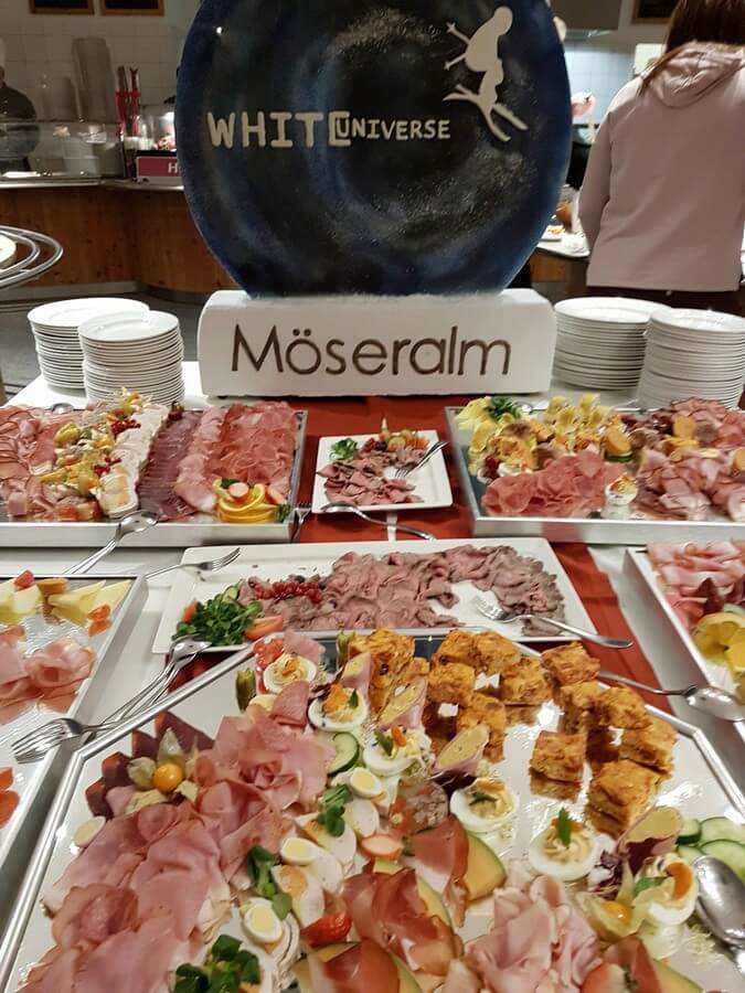 Vorspeisen auf dem Genussbuffet im Bergrestaurant Möseralm