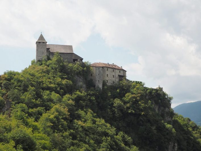 Kloster Säben auf dem Heiligen Berg bei Klausen