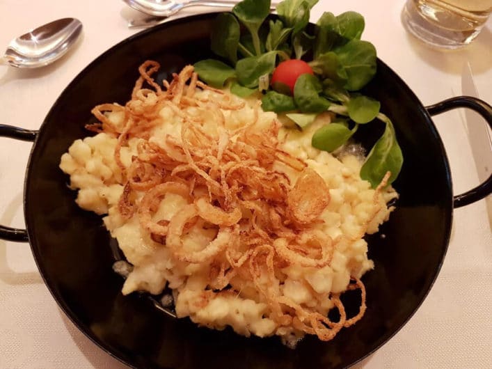 Käsespätzle als vegetarische Auswahl im Hotel Liebes Caroline