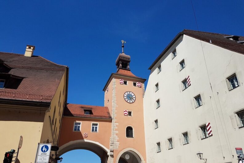 Brückturm-Museum an der Steinernen Brücke in Regensburg