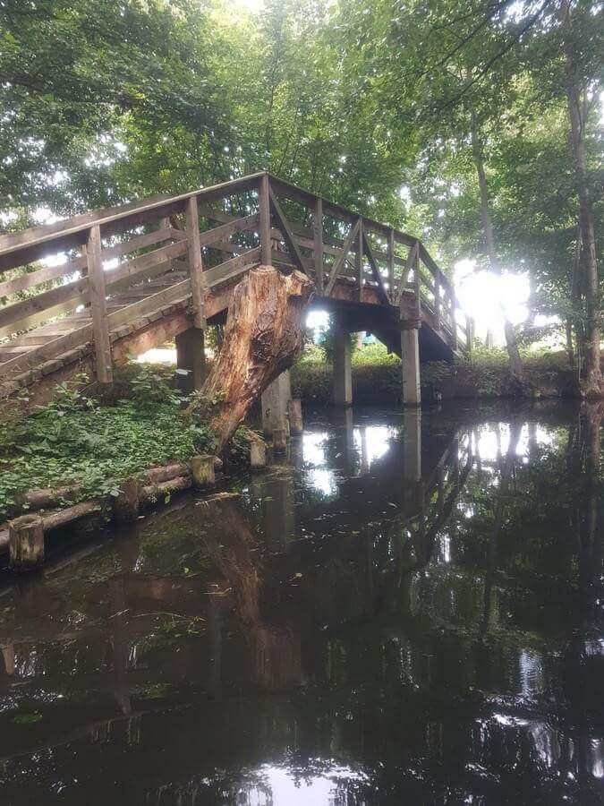 Brücke über ein Spreewaldfließ