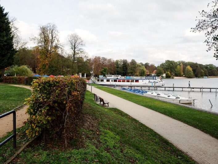 Blick Richtung Schiffsanlegestelle in Bad Saarow