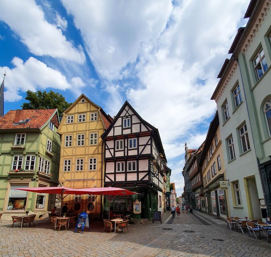 bunte Häuser am Markt von Quedlinburg