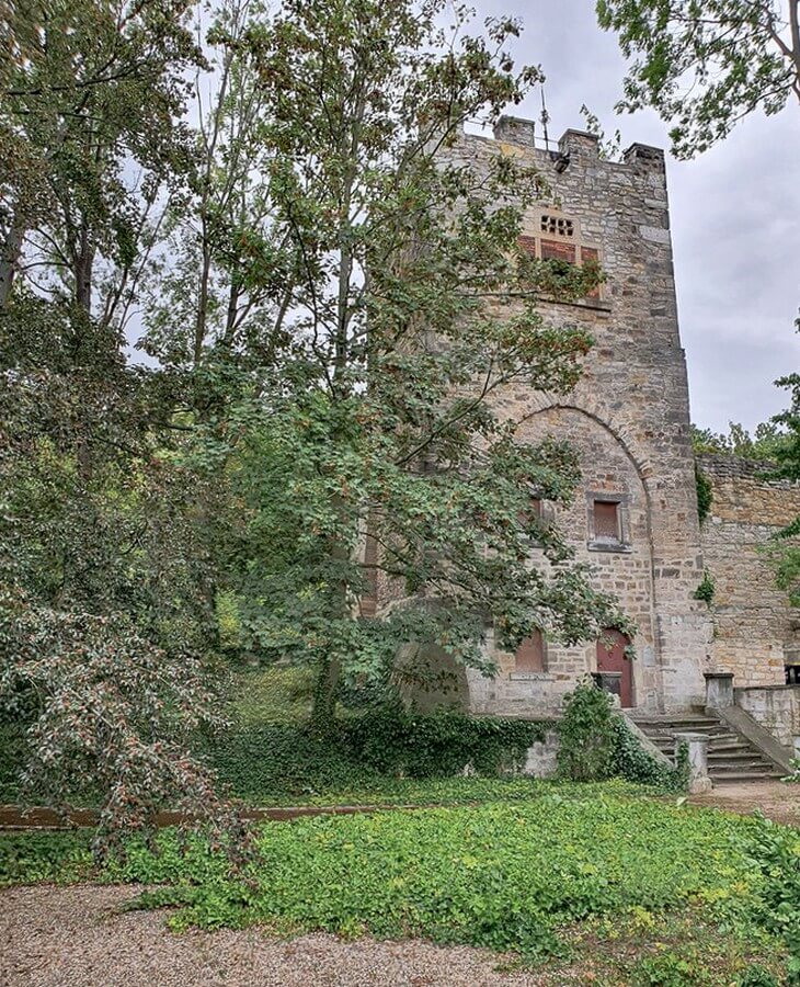 der Pulverturm auf dem Georgenberg in Weissenfels