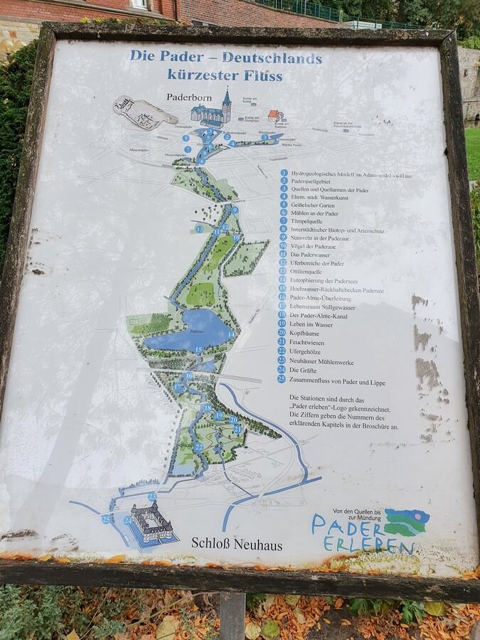 Tafel mit gesamter Strecke der Paderwanderung