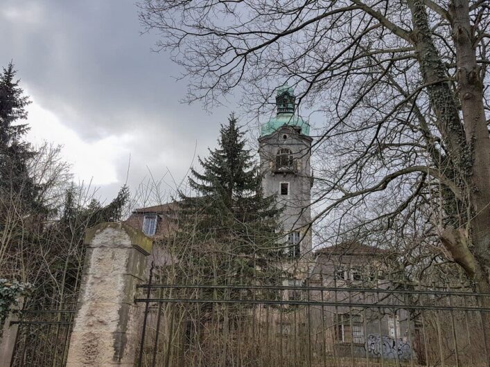 Ruine der Villa Naether in Zeitz