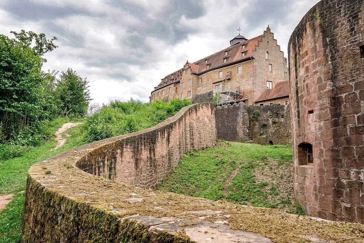 Blick auf die Burg Breuberg