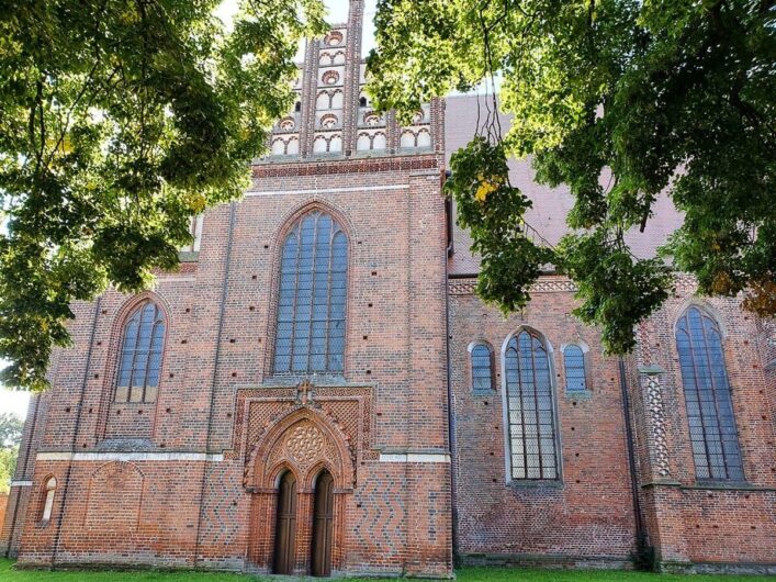 Eingang zur Kirche St. Stephan in Tangermünde