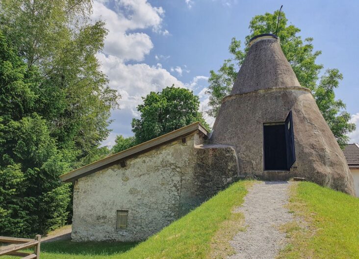 historischer Kalkofen in Lenggries