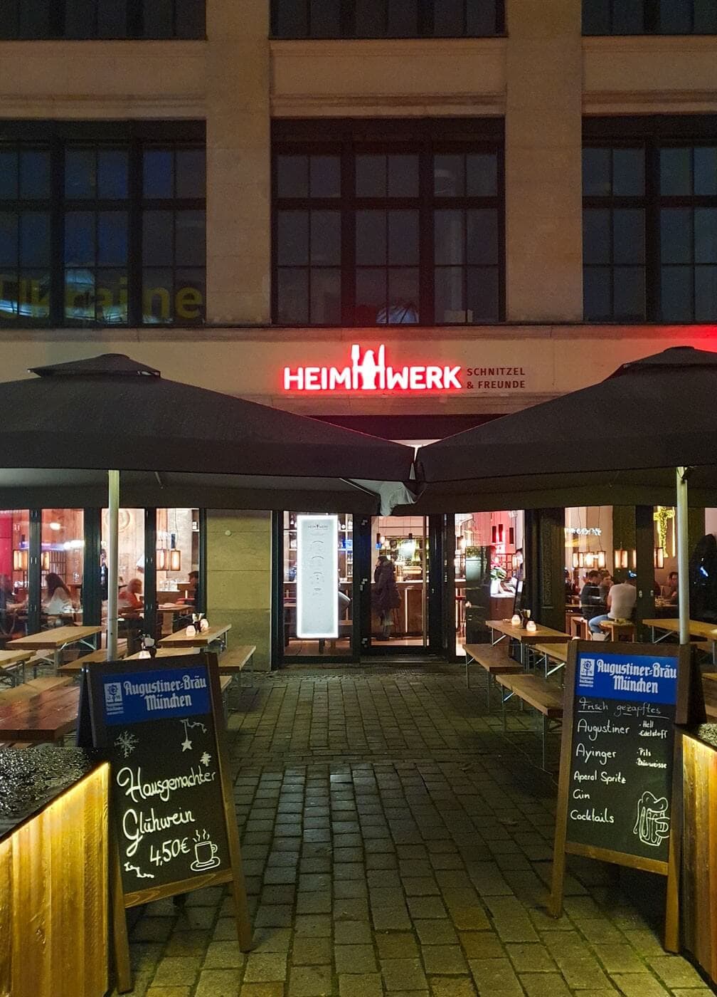 Eingangsbereich des bayrischen Restaurant HeimWerk in Berlin