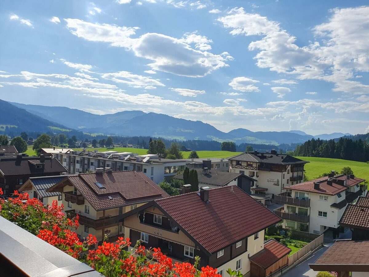 Blick aus dem Hotelzimmer über Westendorf im Brixental